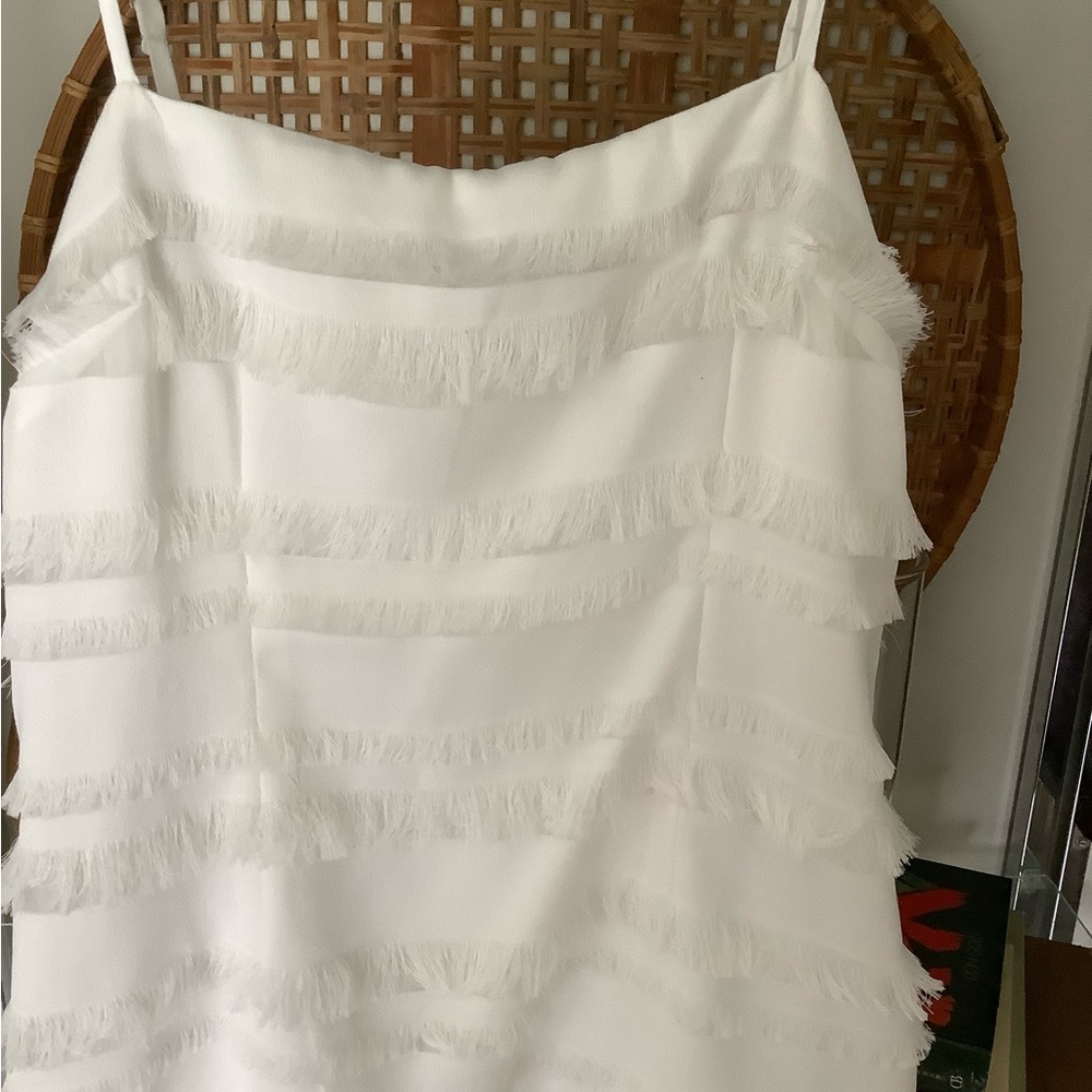 Princess Polly Ruffle  Dress - Picture 2 of 9